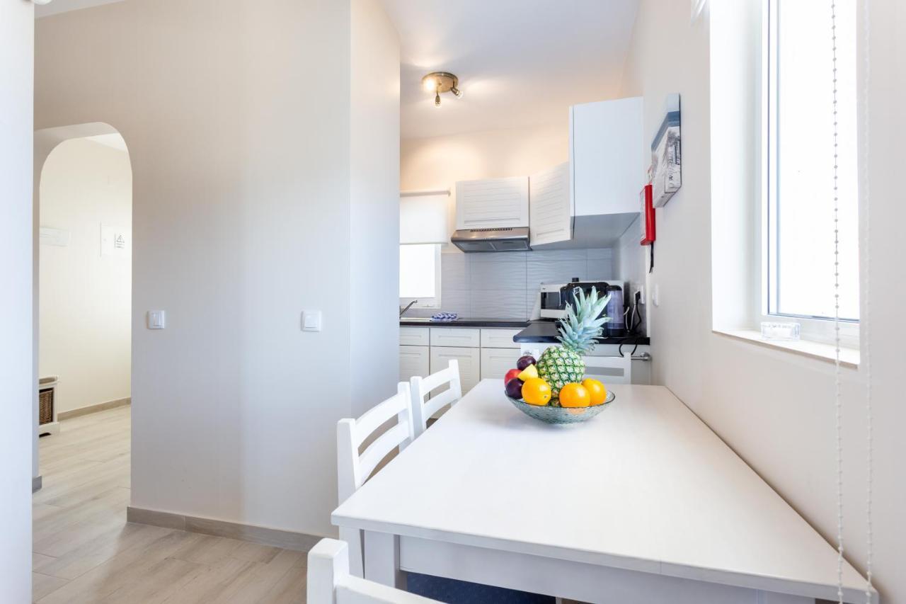 Senhora da Luz Mariners - Bright And Stylish Apartment - Walk To The Beach מראה חיצוני תמונה